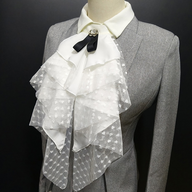 White Lace Layered Detachable  - Shirts recension och pris
